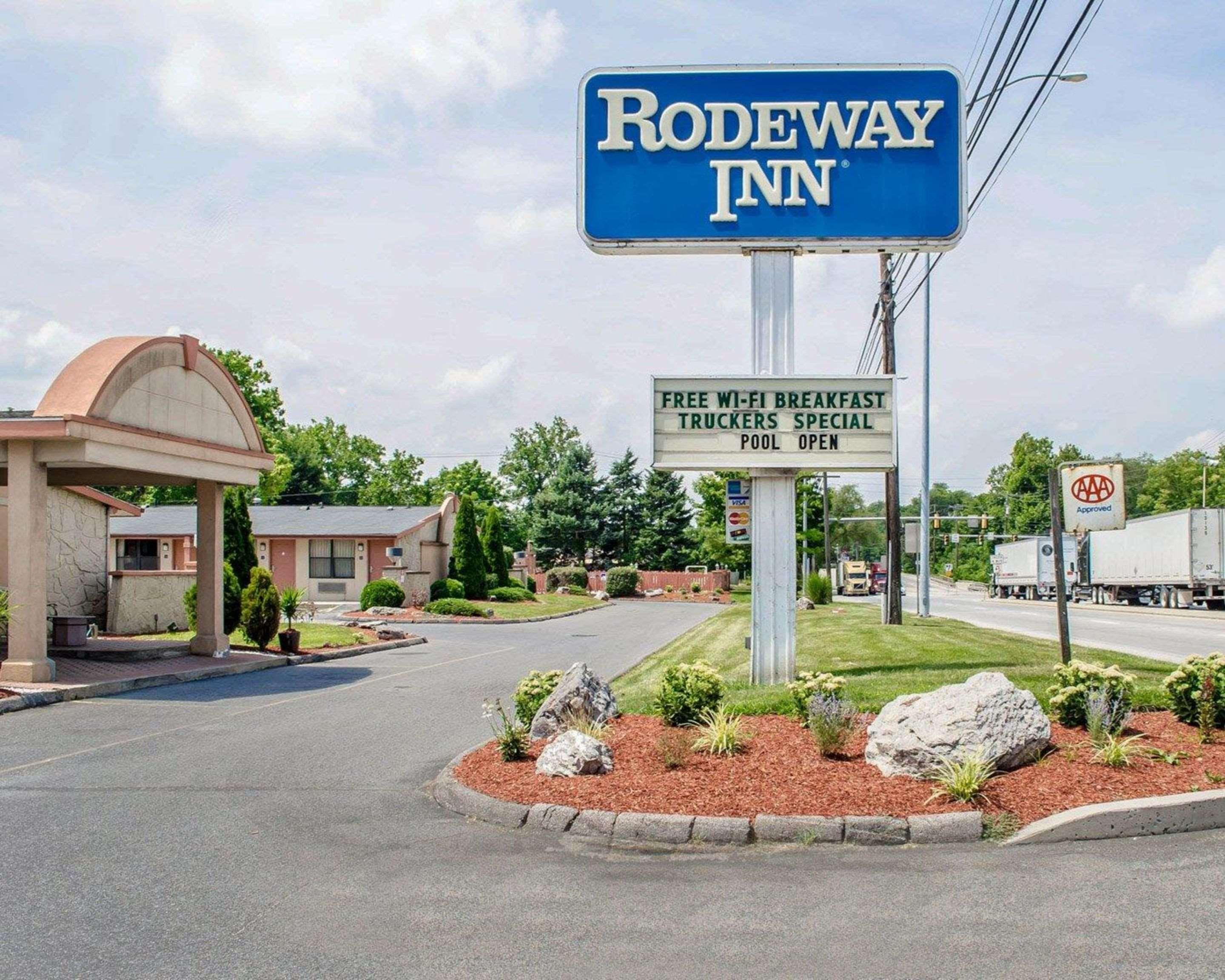 Rodeway Inn Карлайл Екстер'єр фото